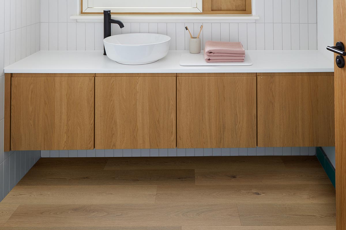 Polyflor Colonia PUR Country Park Oak Gluedown LVT 4388