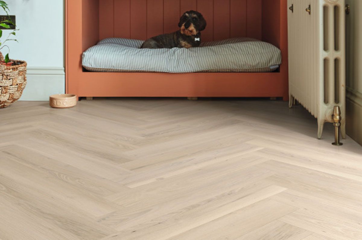 Karndean Knight Tile Norfolk Acacia Gluedown LVT KP159