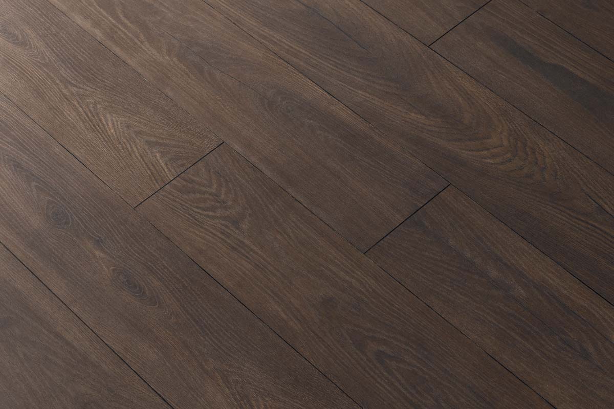 Aqualock 10mm Laminate Flooring Mocha Oak EX 10ATK479PP