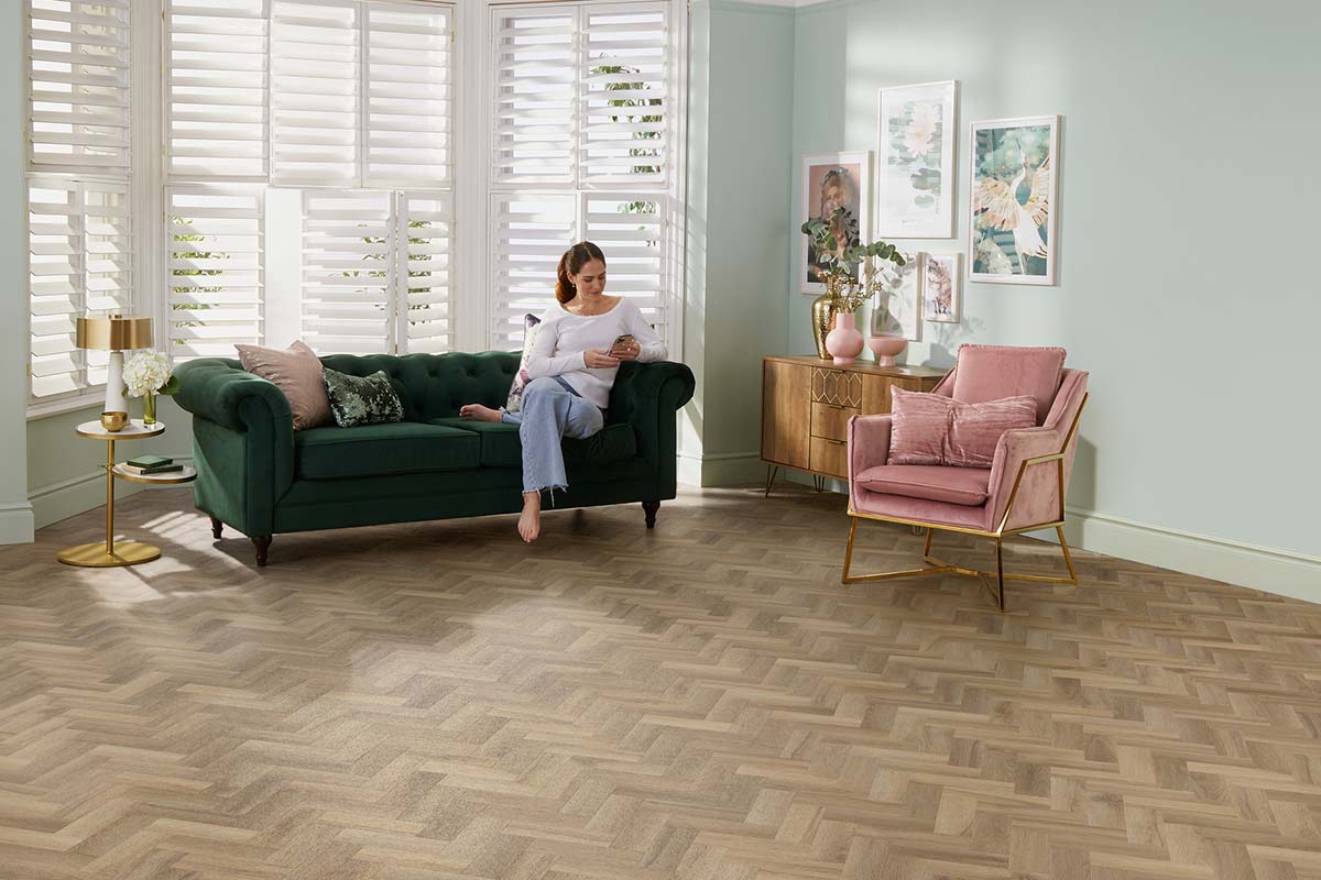 Polyflor Colonia PUR Midsummer Oak Small Parquet Gluedown LVT 4643