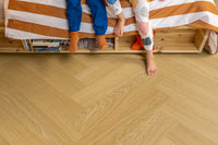 Quick-Step Ciro Pure Oak Honey Herringbone Click Vinyl Built-in Underlay AVHBU40360