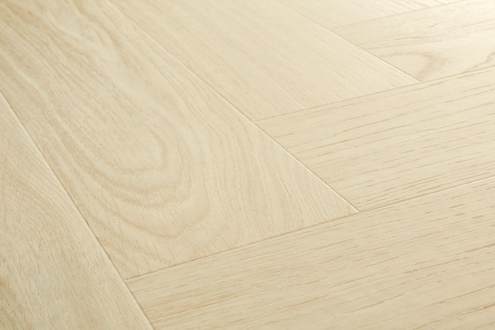 Quick-Step Ciro Pure Oak Polar Herringbone Click Vinyl Built-in Underlay AVHBU40361