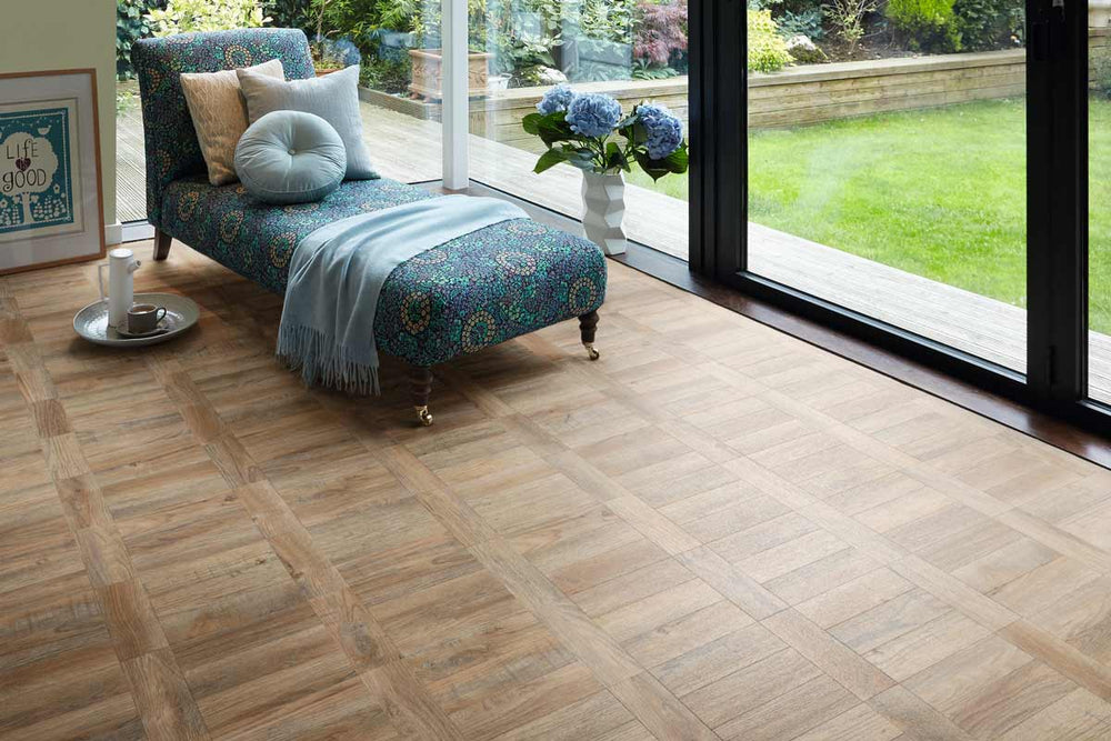 Polyflor Camaro Cambridge Gluedown Herringbone LVT 2251