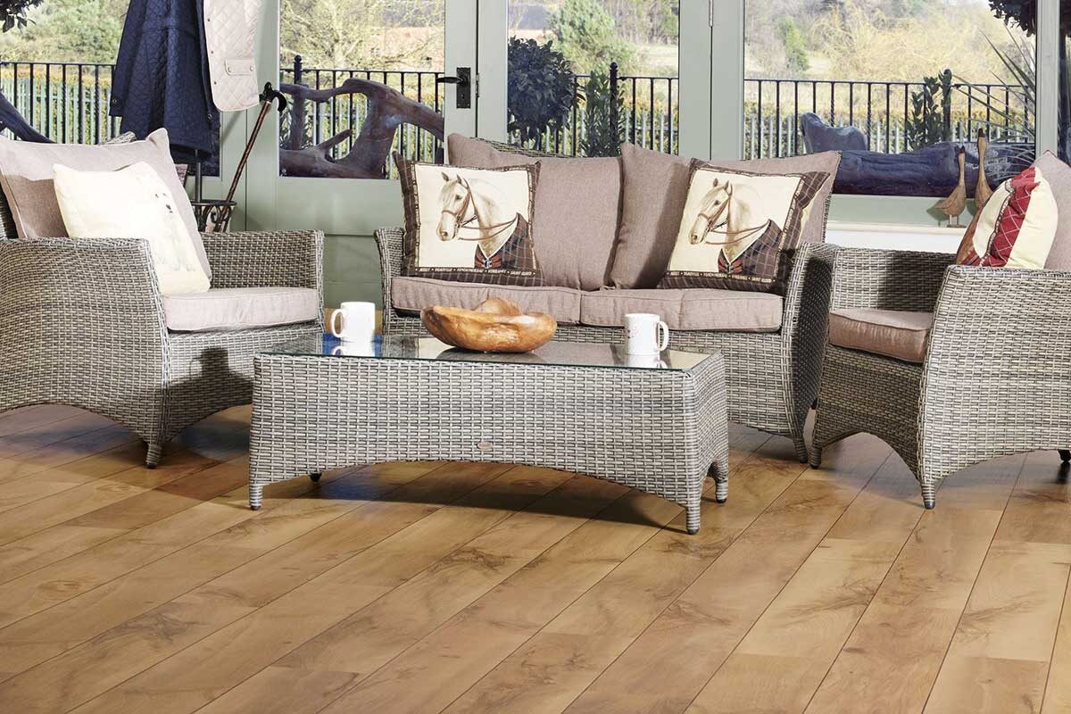 Karndean Van Gogh Auckland Oak Gluedown LVT VGW52T