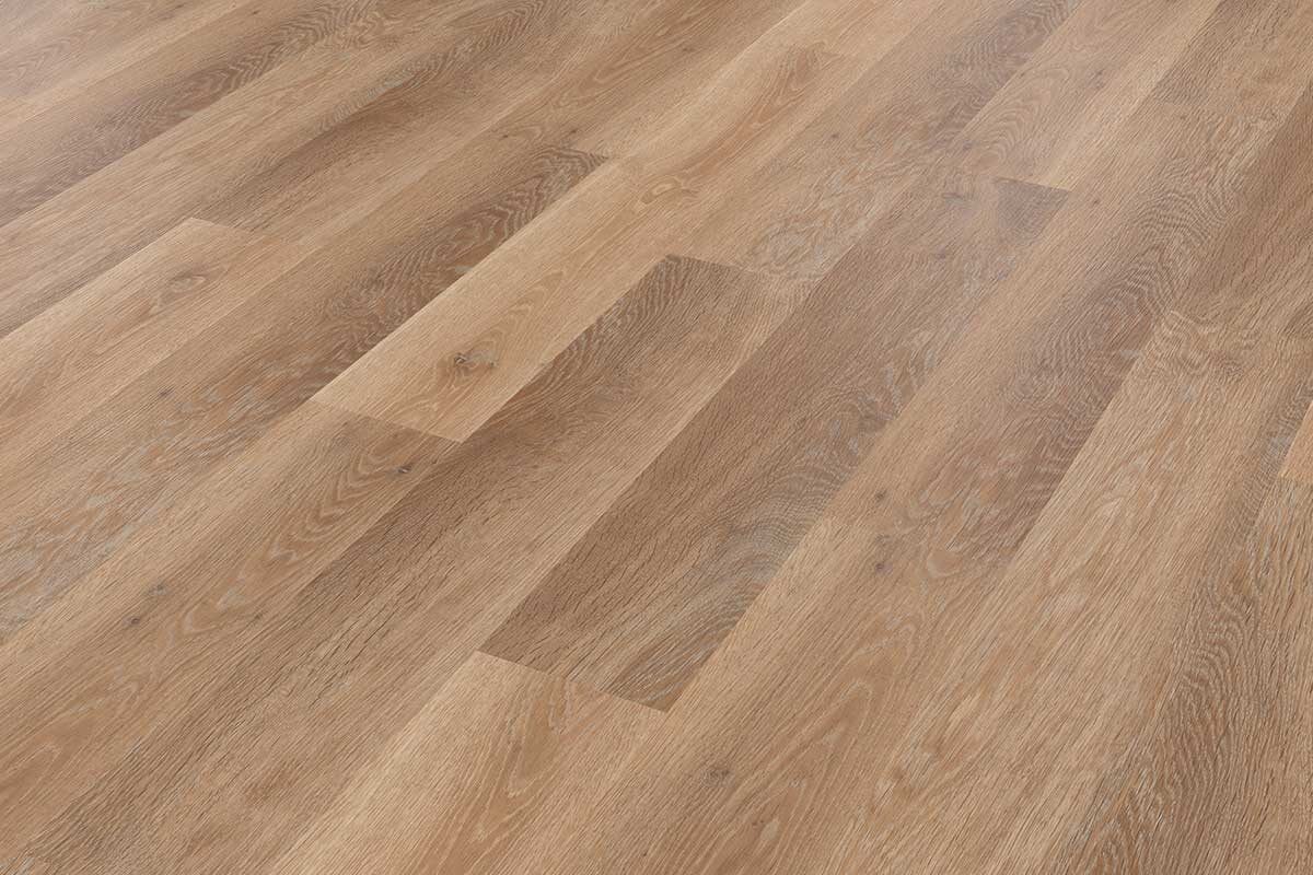 Karndean Knight Tile Pale Limed Oak Gluedown LVT KP94
