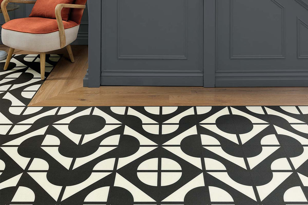 Karndean Knight Tile ST38 Curio Graphite Gluedown