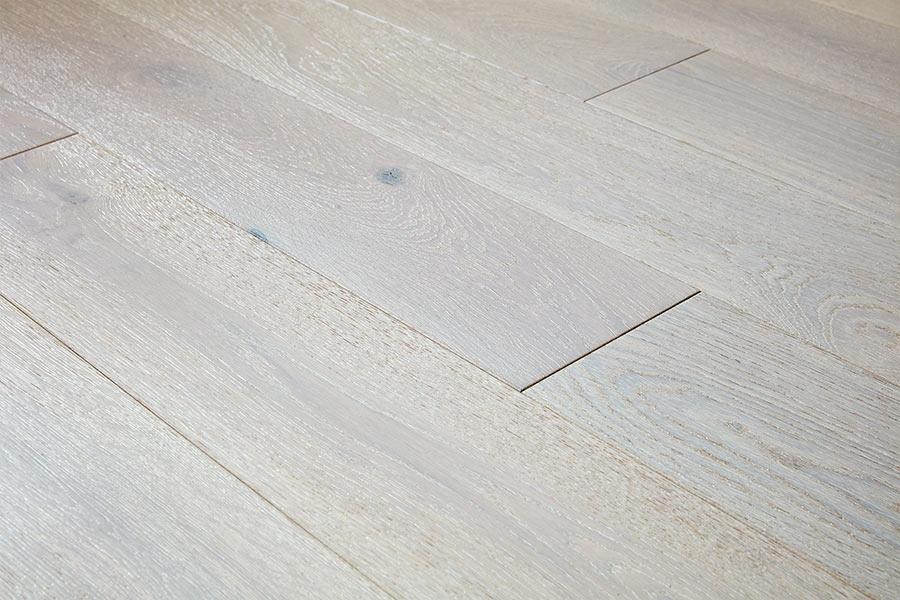 Galleria Professional Engineered European Rustic Oak Flooring 14mm x 190mm Winter Dawn Lacquered