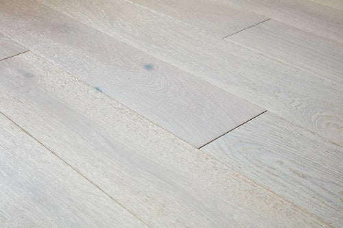 Galleria Professional Engineered European Rustic Oak Flooring 20mm x 190mm Winter Dawn Lacquered