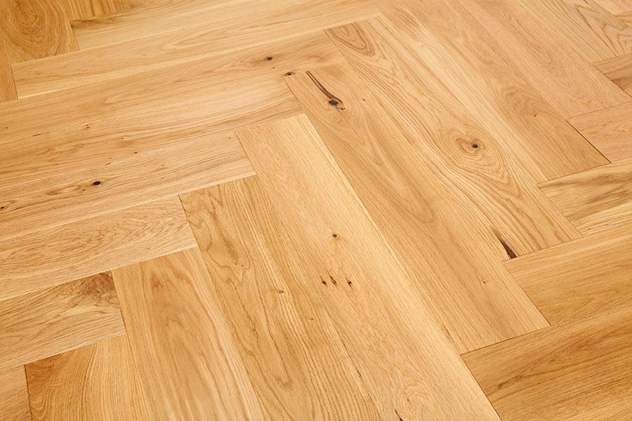 Home Choice Herringbone Engineered European Select Oak Flooring 14mm x 130mm Caramel Lacquered