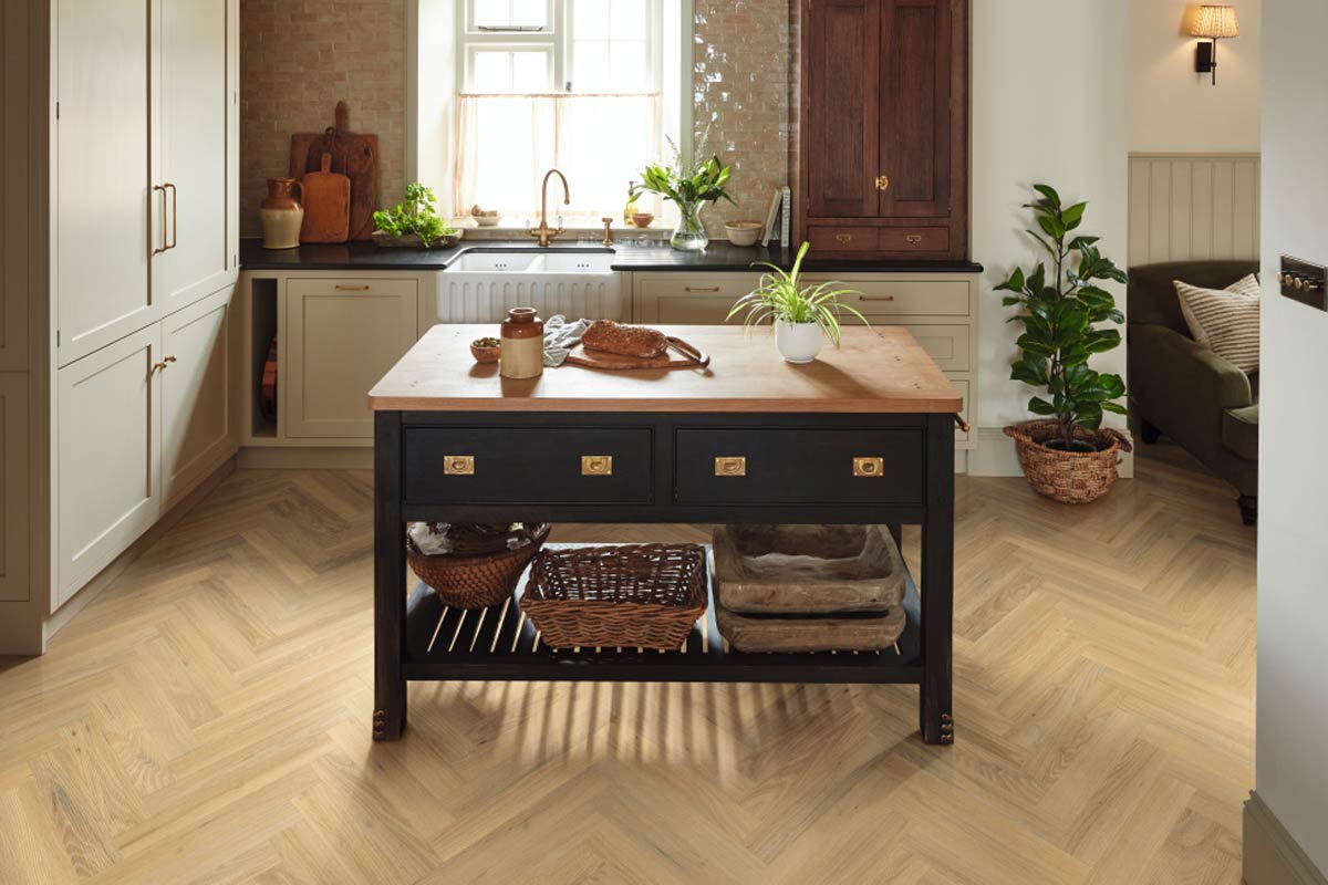 Karndean Knight Tile Wells Acacia Gluedown Herringbone