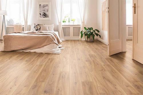 Series Woods 12mm Laminate Flooring Warm Honey Oak
