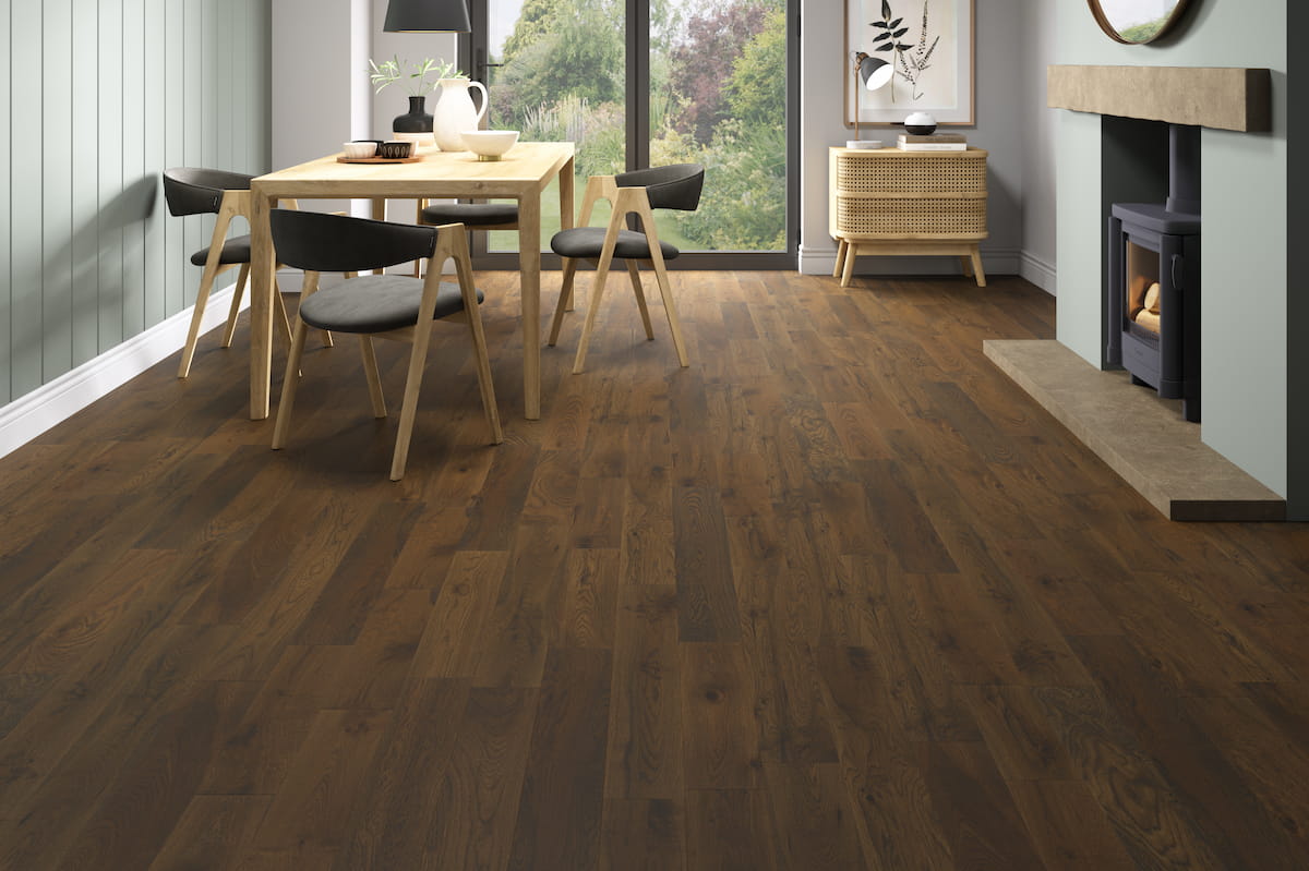 Home Choice Engineered Rustic Oak Flooring 14mm x 125mm Roasted Pecan Lacquered