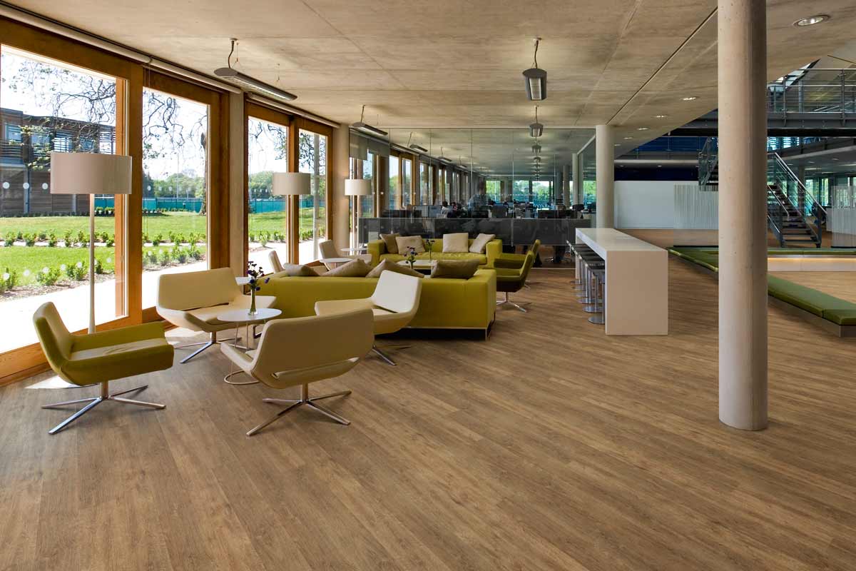 Polyflor Expona PUR Amber Classic Oak Gluedown LVT