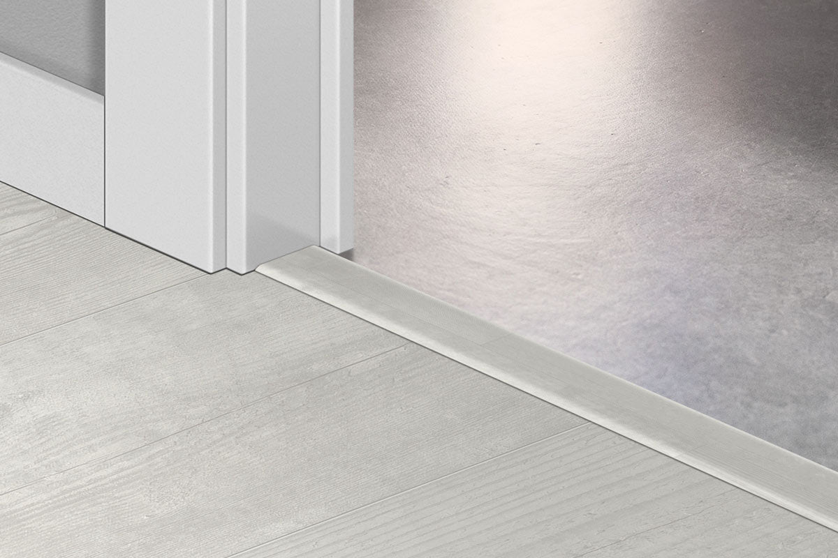 Quick-Step Incizo Profile QSVINCP40204 Snow Pine