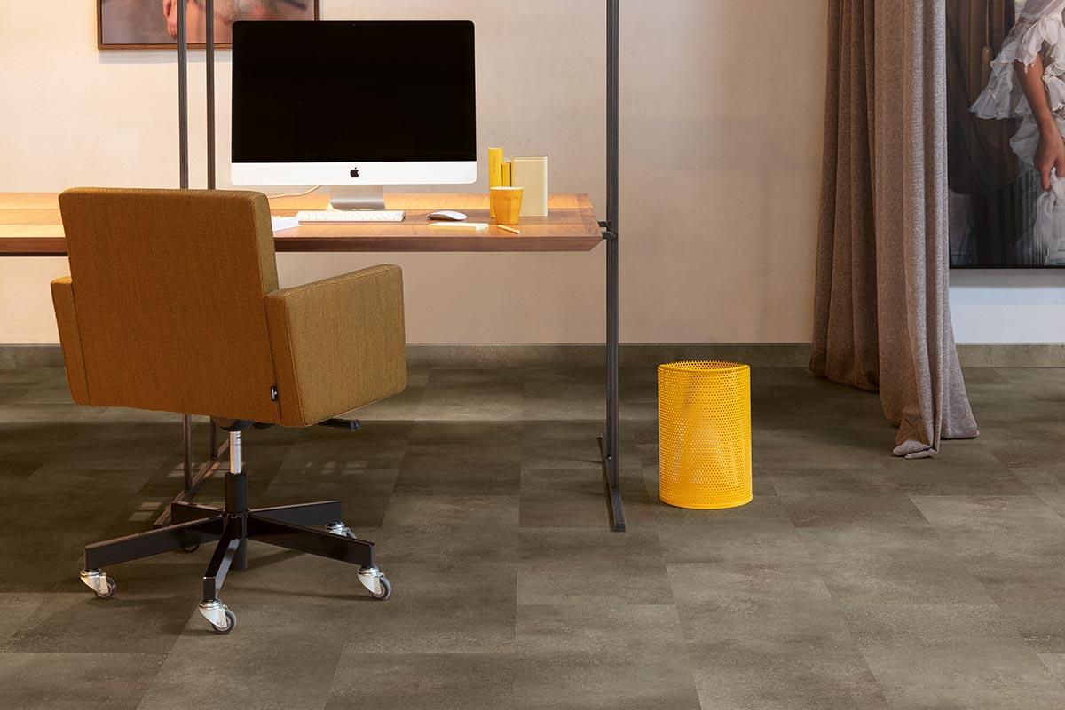 Quick-Step Oro Oxidized Rock Click Vinyl Built-in Underlay