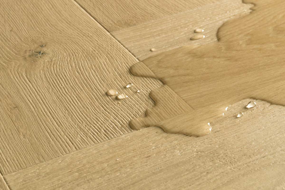 Quick-Step Impressive Design Cardamom Oak Click Herringbone Laminate