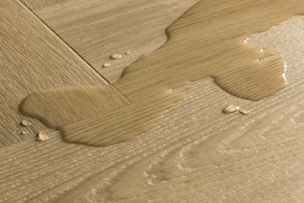 Quick-Step Impressive Design Charred Oak Click Herringbone Laminate