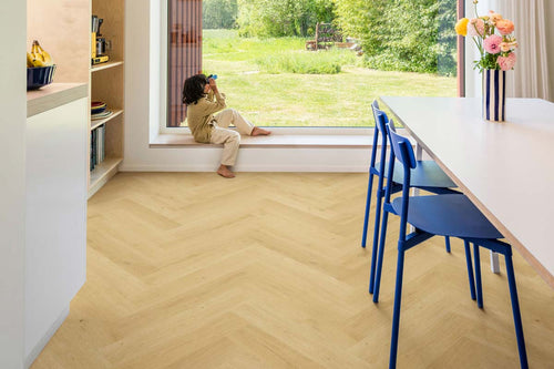 Quick-Step Impressive Design Nutmeg Oak Click Herringbone Laminate