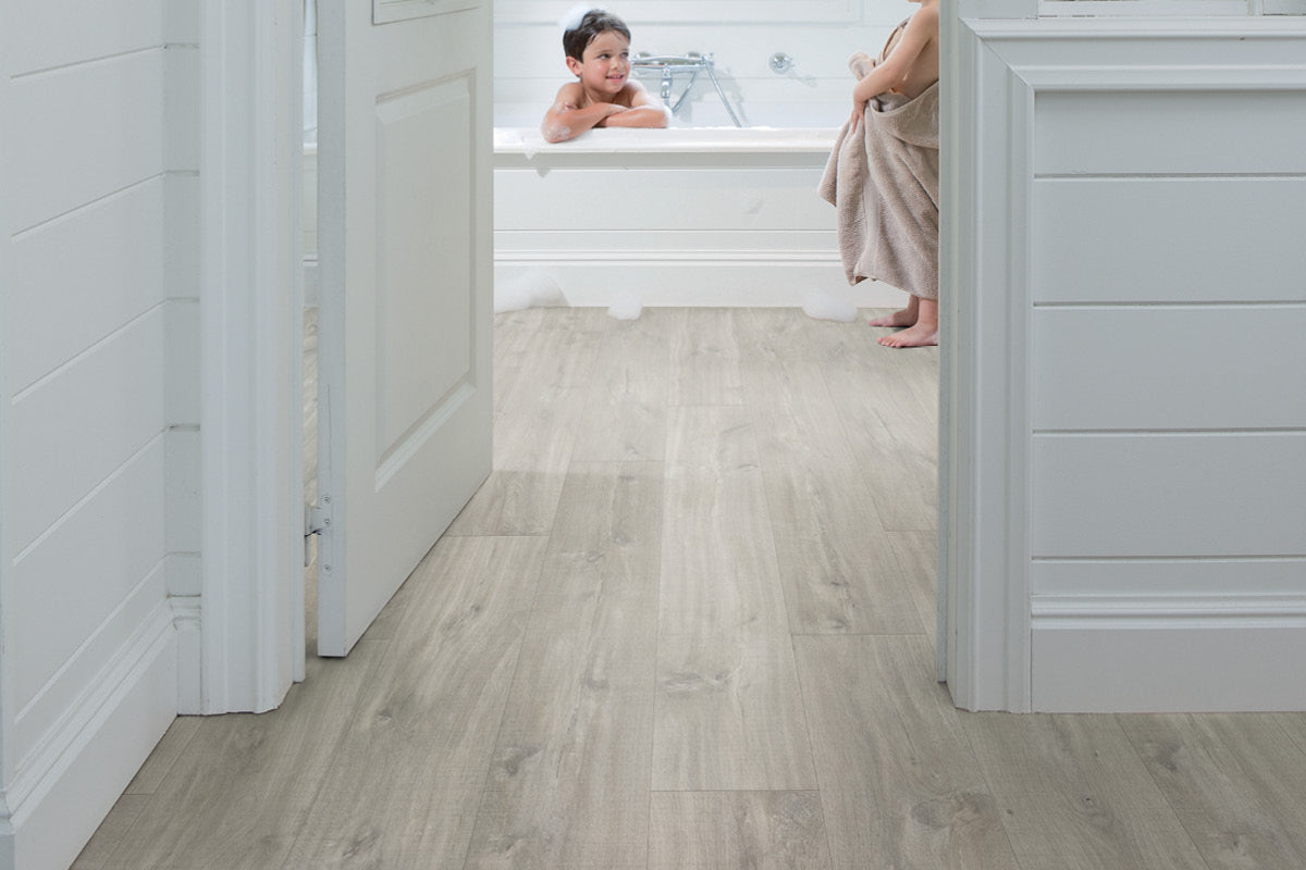 Quick-Step Blos Canyon Oak Grey Click Vinyl Built-in Underlay