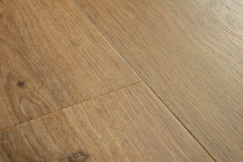 Quick-Step Blos Cottage Oak Natural Click Vinyl Built-in Underlay