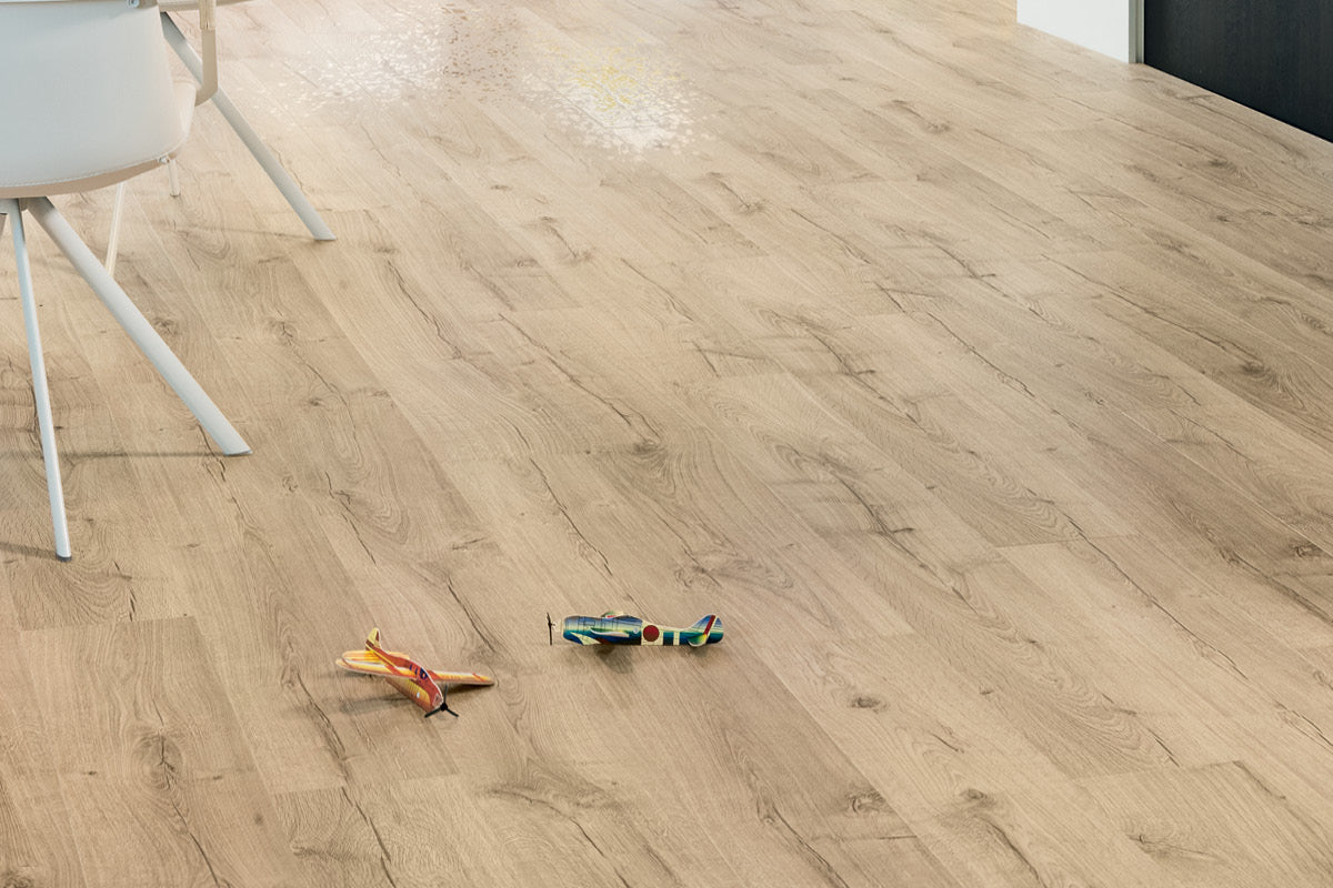 Quick-Step Impressive Ultra Classic Oak Beige Click Laminate