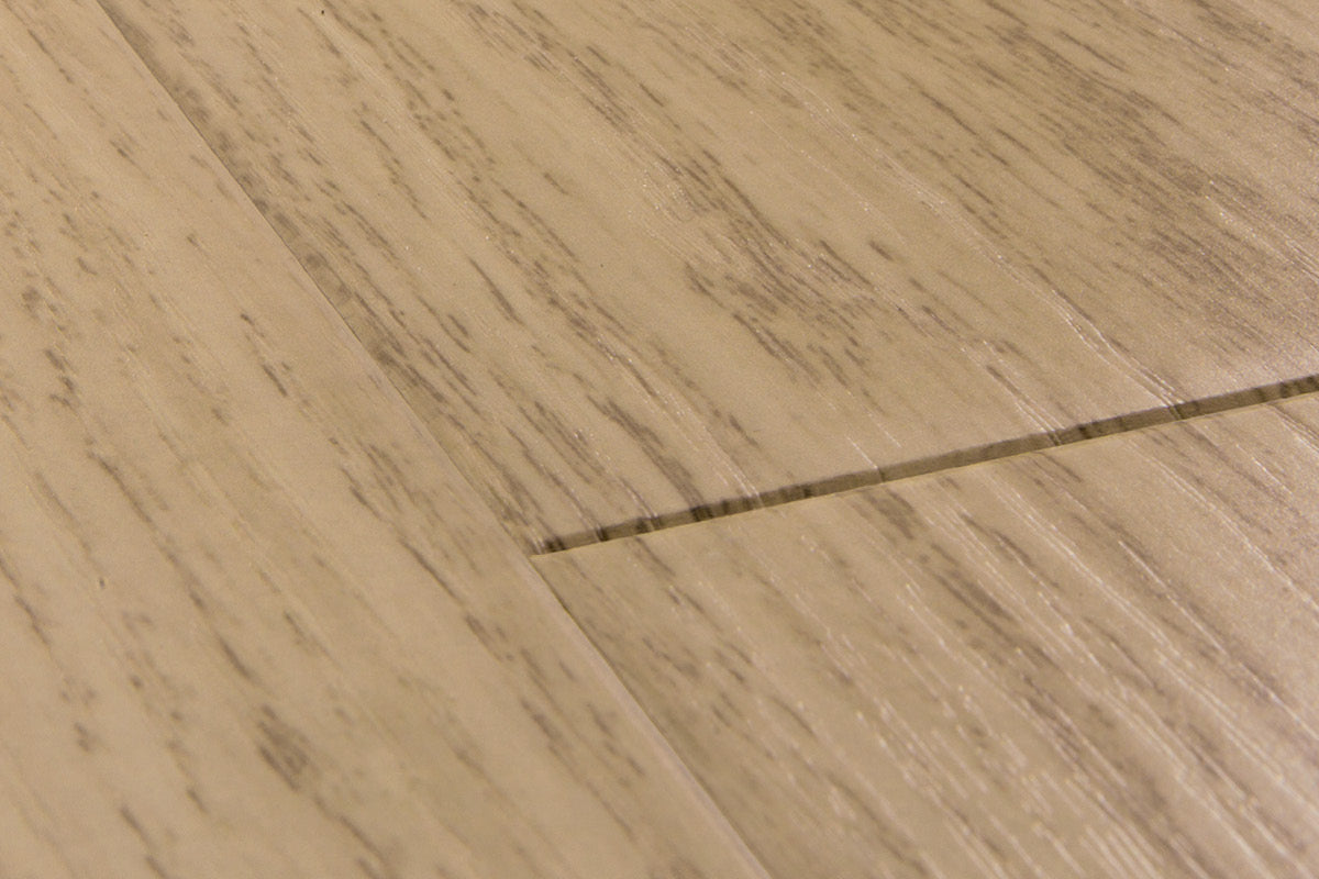 Quick-Step Impressive Ultra White Varnished Oak Click Laminate