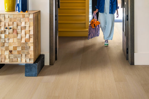 Quick-Step Impressive Ultra White Varnished Oak Click Laminate