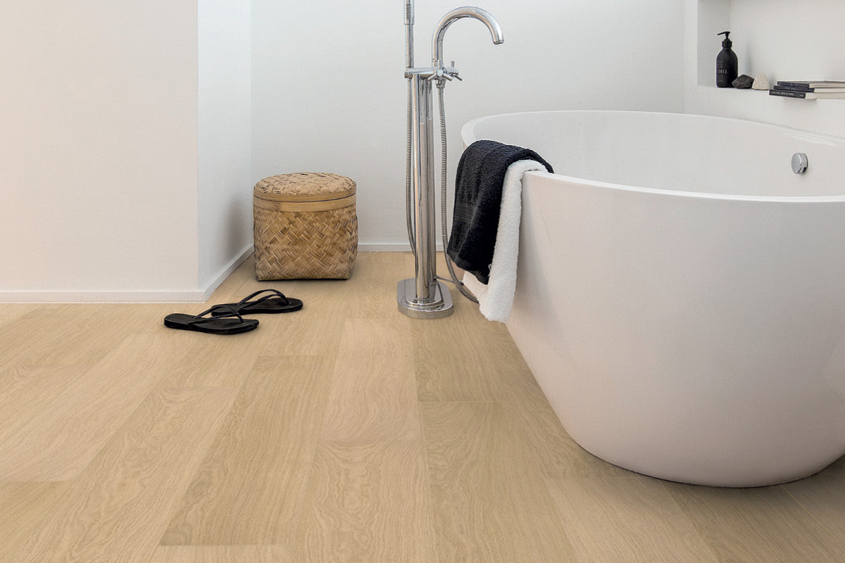 Quick-Step Impressive Ultra White Varnished Oak Click Laminate