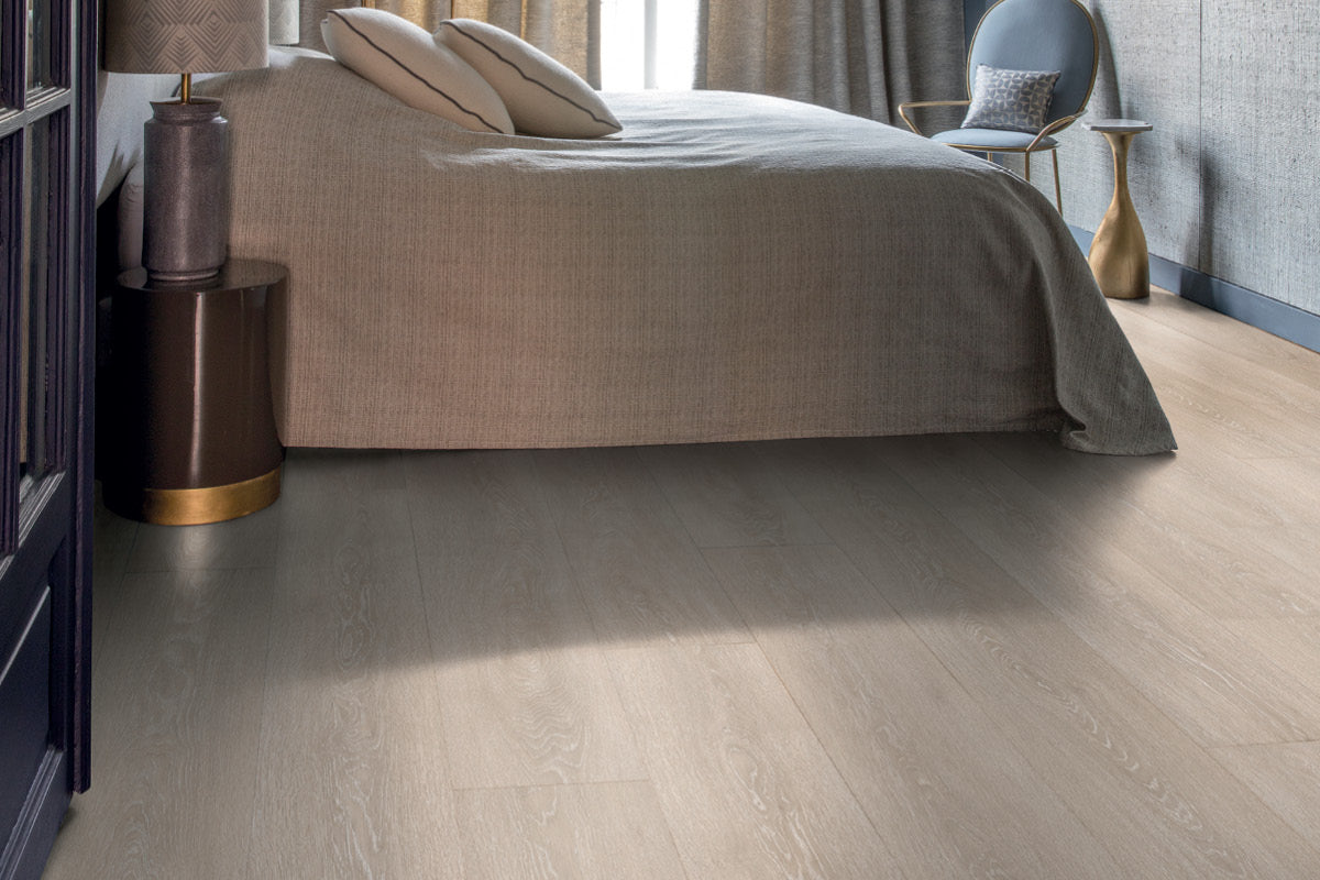 Quick-Step Majestic Valley Oak Light Beige Click Laminate