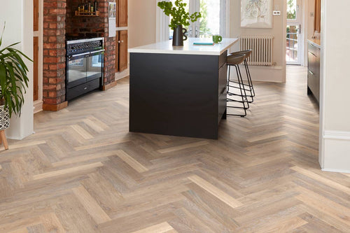 Karndean Knight Tile Rose Washed Oak Gluedown Herringbone LVT SM-KP95