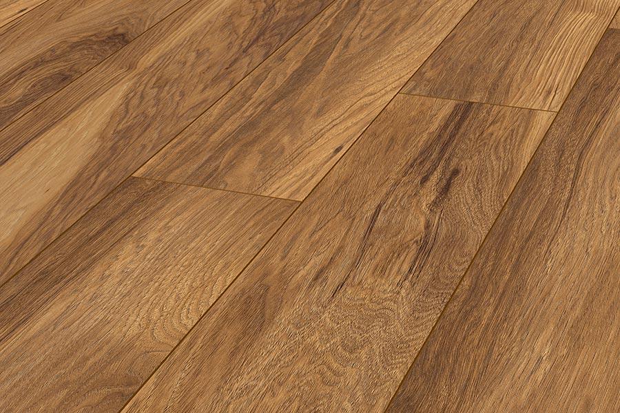 Aqualock 10mm Laminate Flooring Tawny Oak EXHC8155