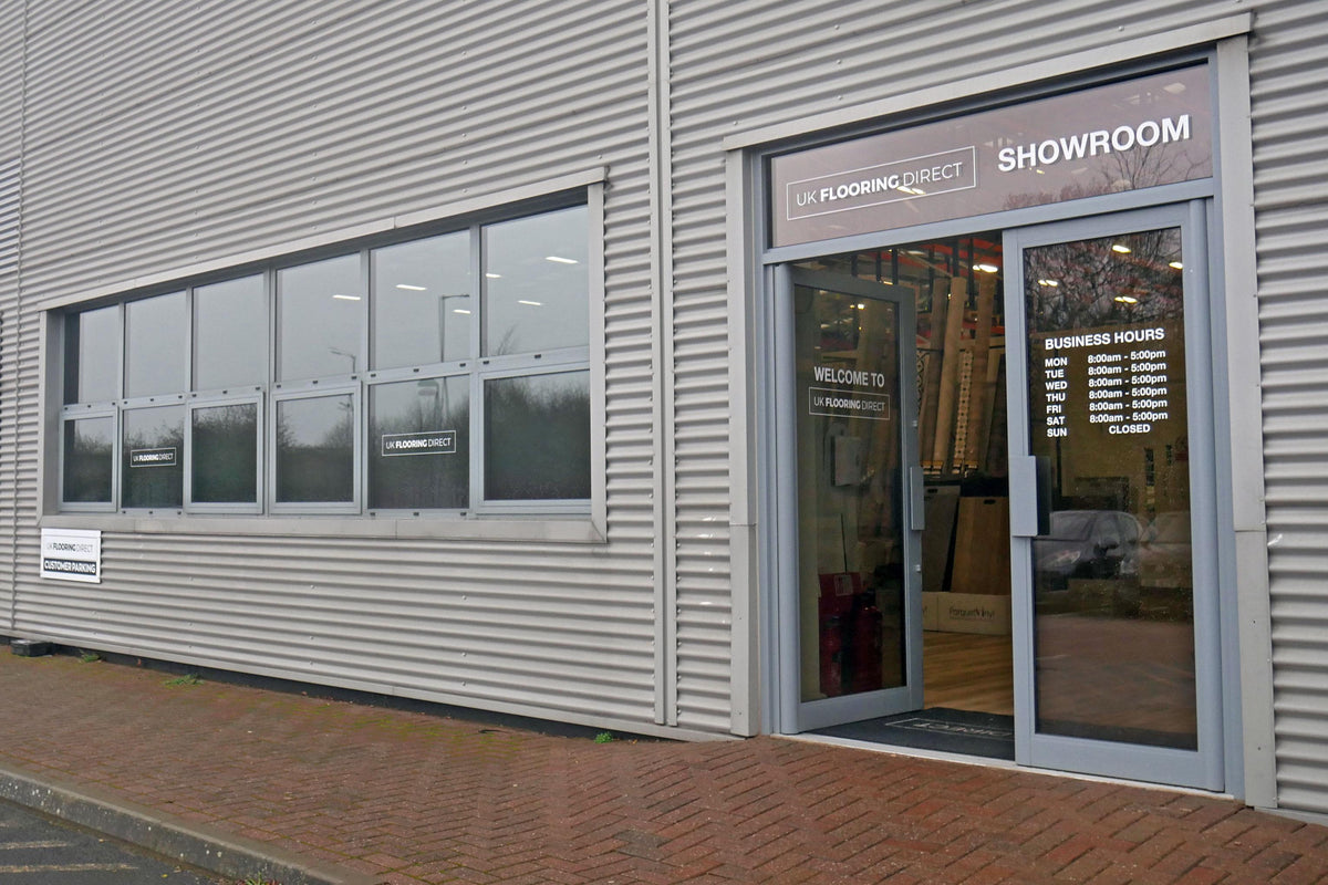 Showroom shoot 12 01 005