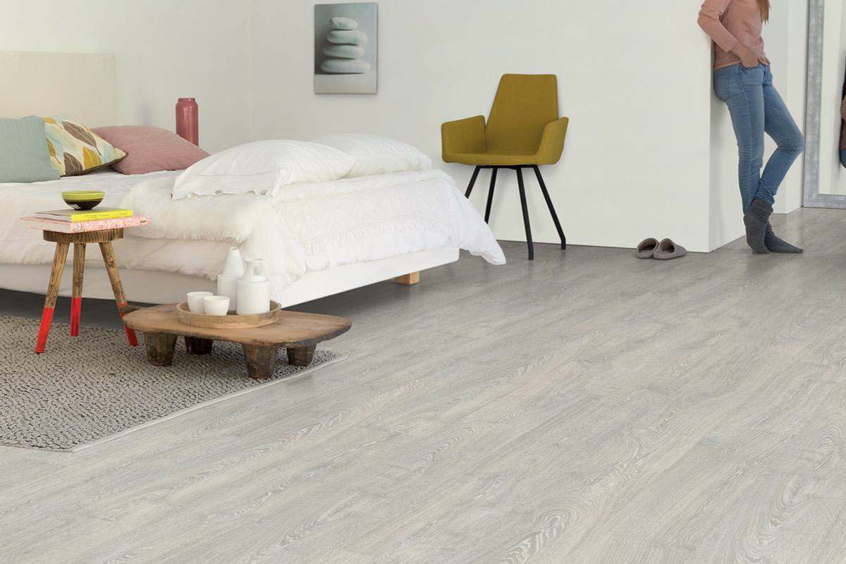Quick-Step Impressive Patina Classic Oak Grey Click Laminate IM3560
