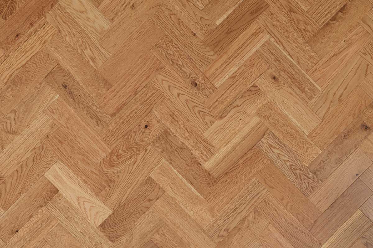 Home Choice Engineered Rustic Oak Herringbone 10mm x 90mm Natural UV Lacquered ENG-NTHB-10-3621