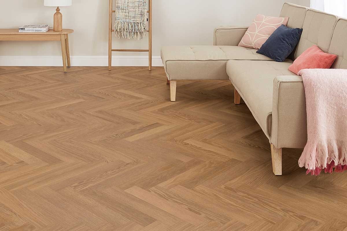 Karndean Knight Tile Honey Limed Oak Gluedown Herringbone LVT SM-KP155