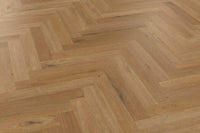 Karndean Knight Tile Traditional Character Oak Gluedown Herringbone SM-KP146