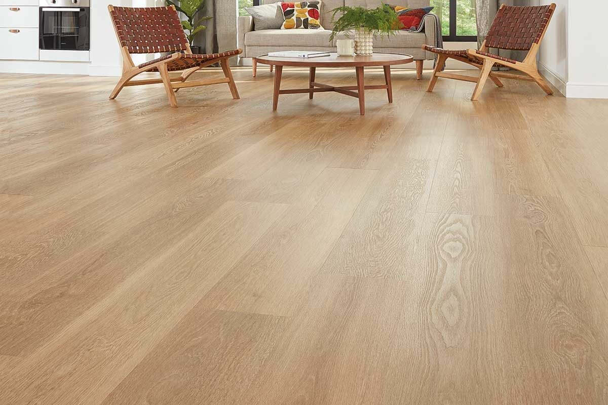 Karndean Van Gogh Warm Brushed Oak Rigid Core LVT