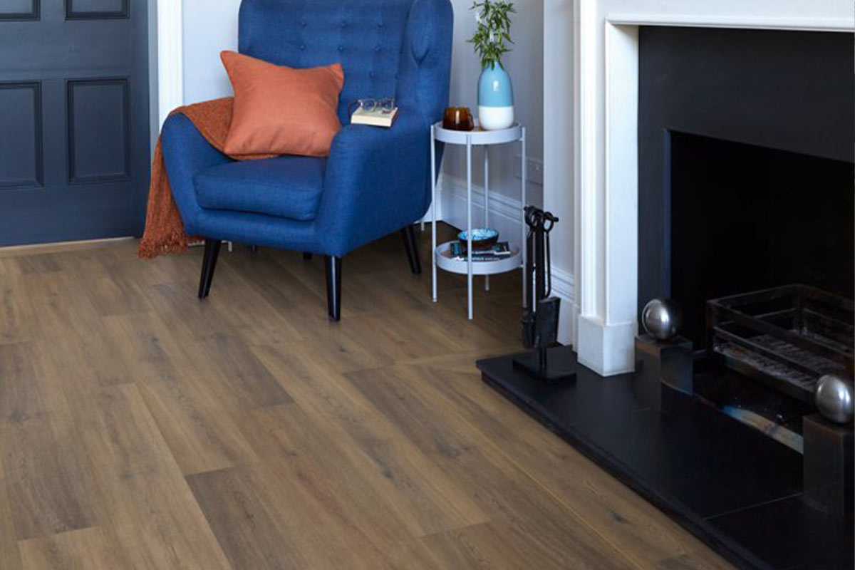 Polyflor Camaro Astoria Oak Gluedown LVT