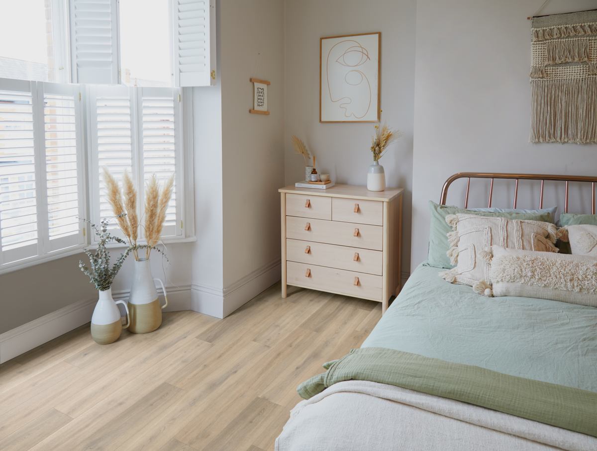 Polyflor Camaro RigidCore Naked Blond Oak LVT
