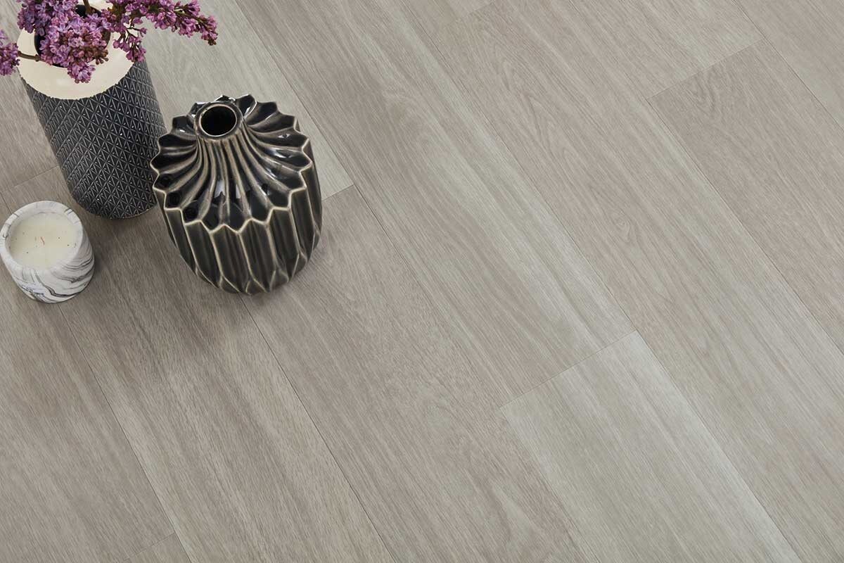 Karndean Van Gogh Cool Grey Oak Gluedown LVT VGW113T